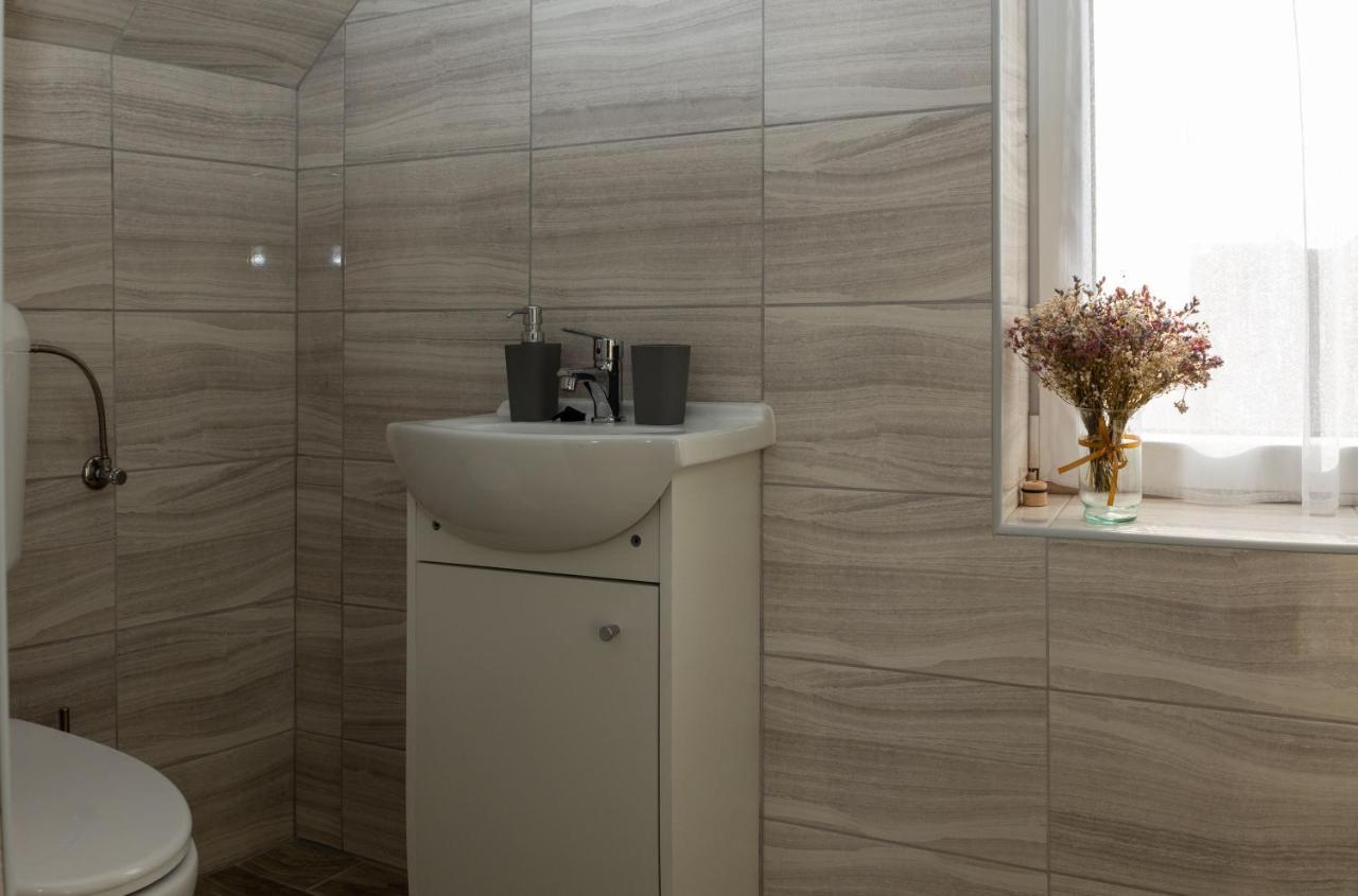 Takacs Pince Apartman Hajos Exterior foto