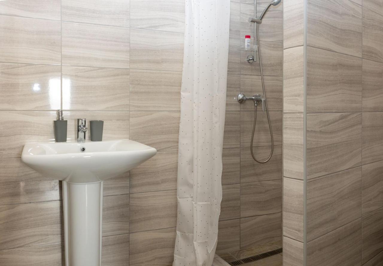 Takacs Pince Apartman Hajos Exterior foto